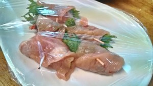 鶏肉の梅しそ巻き 作り方