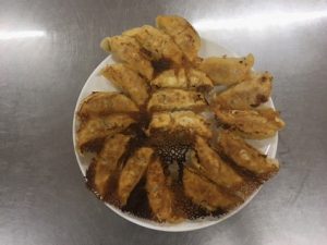 四川風にんにく入り生餃子