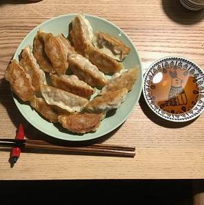 9日目　お肉たっぷり生餃子